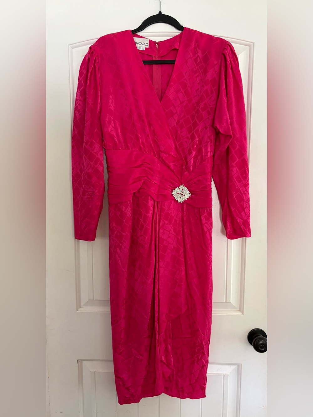 Vintage 100% Silk LIANCARLO Long-Sleeve Wrap Dress with Decorative Brooch sz 35